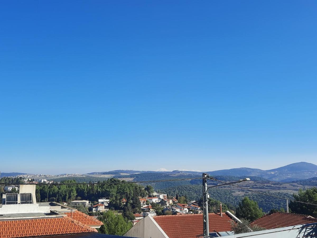 Апартаменты יחידת נוף הרים Nof Harim Маалот-Таршиха Экстерьер фото