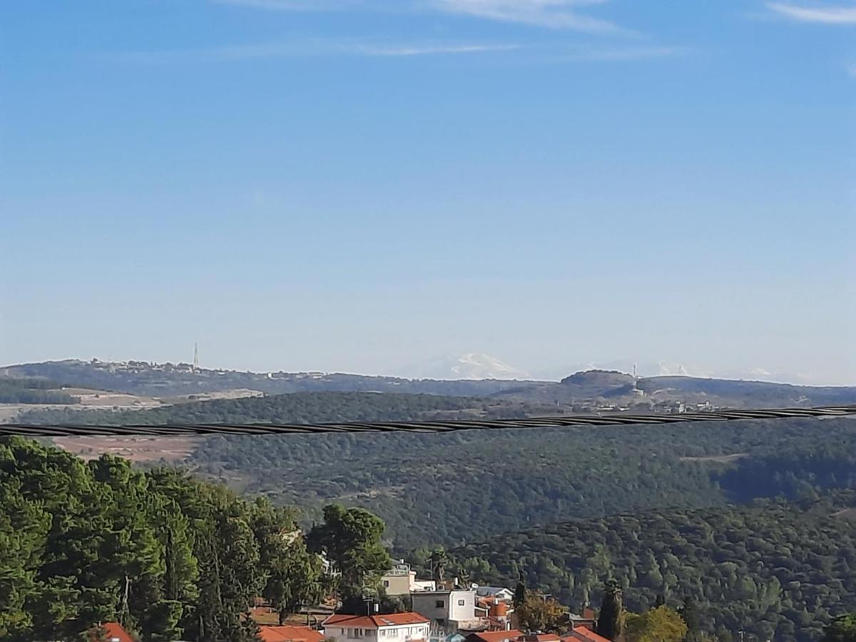 Апартаменты יחידת נוף הרים Nof Harim Маалот-Таршиха Экстерьер фото